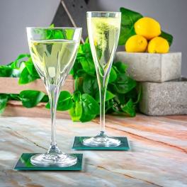 kryształowe kieliszki do szampana